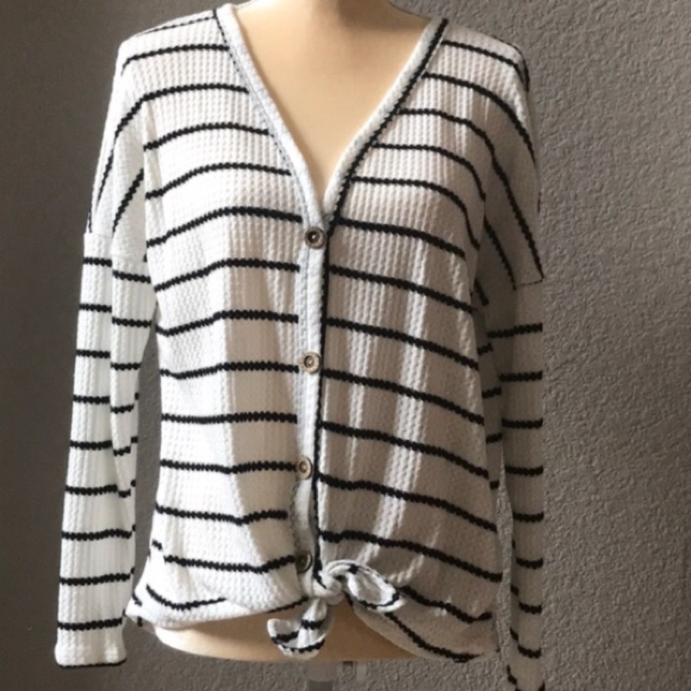 Black & White summer fun nautical top S & M - Picture 3 of 6